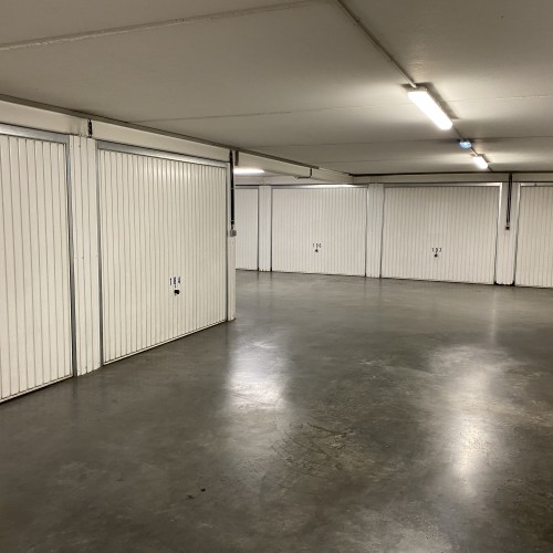 Garage (season) Middelkerke - Caenen vhr1223